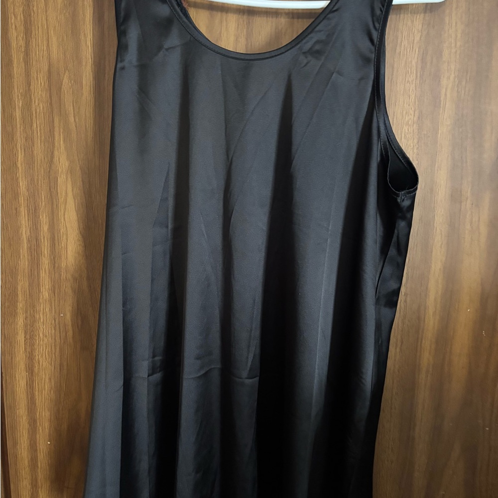 Elegant Black Women's Tank Top